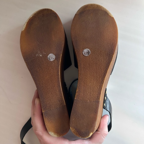 Seychelles Forward Wedge - Picture 7 of 8